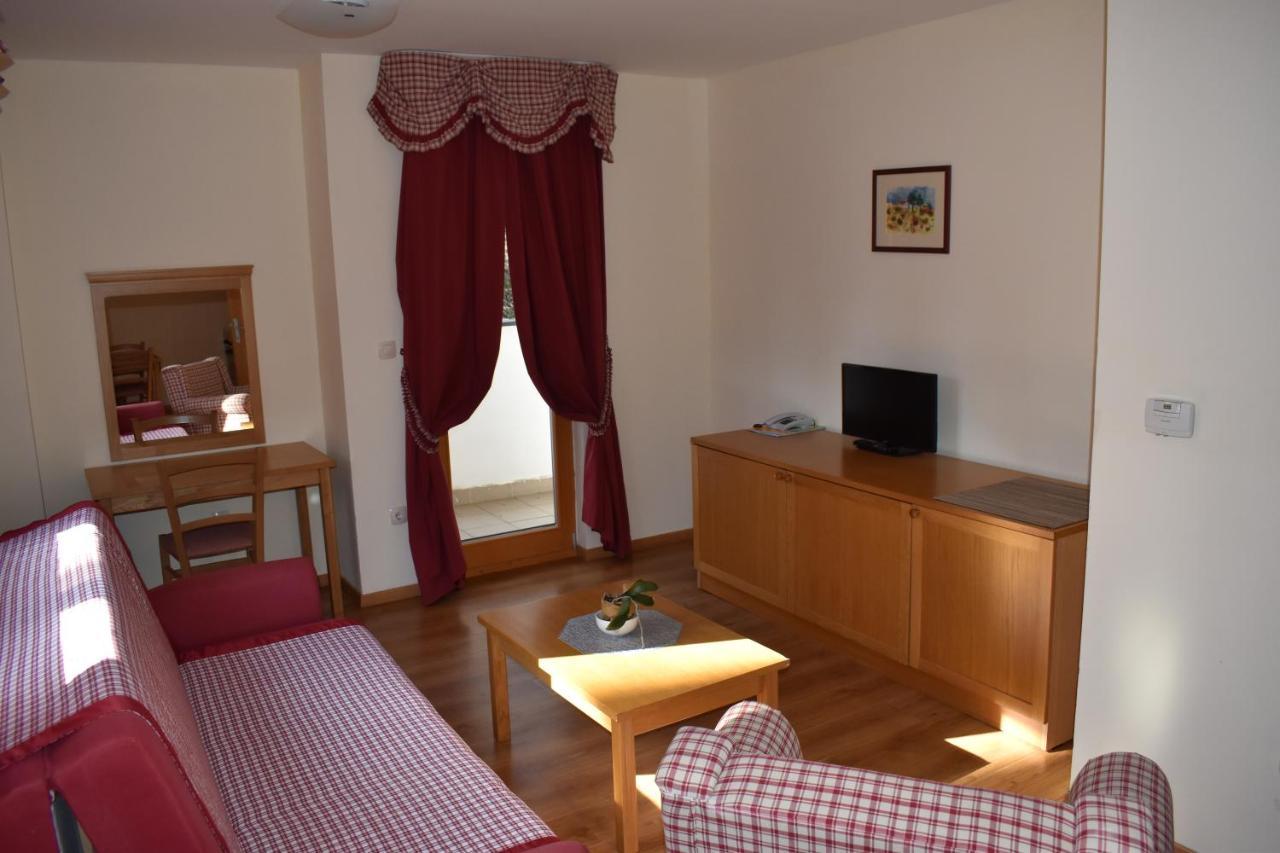 Aparthotel Snjezna Kraljica Stubicke Toplice Экстерьер фото